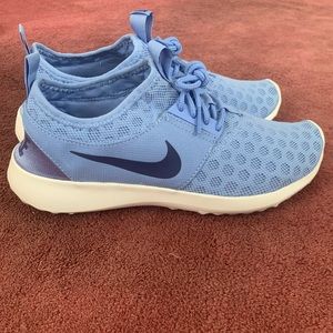 Nike Juvenate Running Sneakers